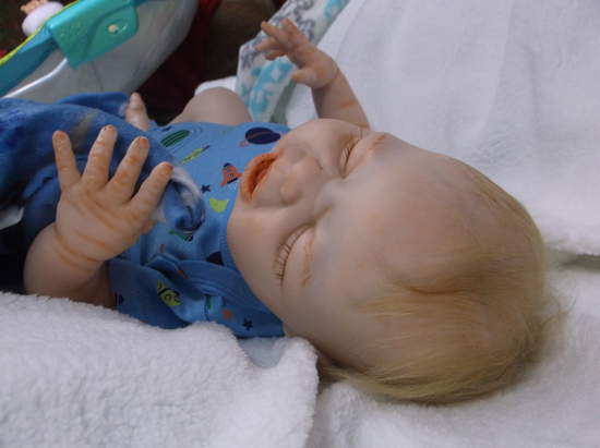 reborn baby doll drink and wet